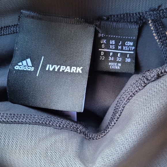 Adidas x Ivy Park 3 Stripe Tights - Picture 3 of 5